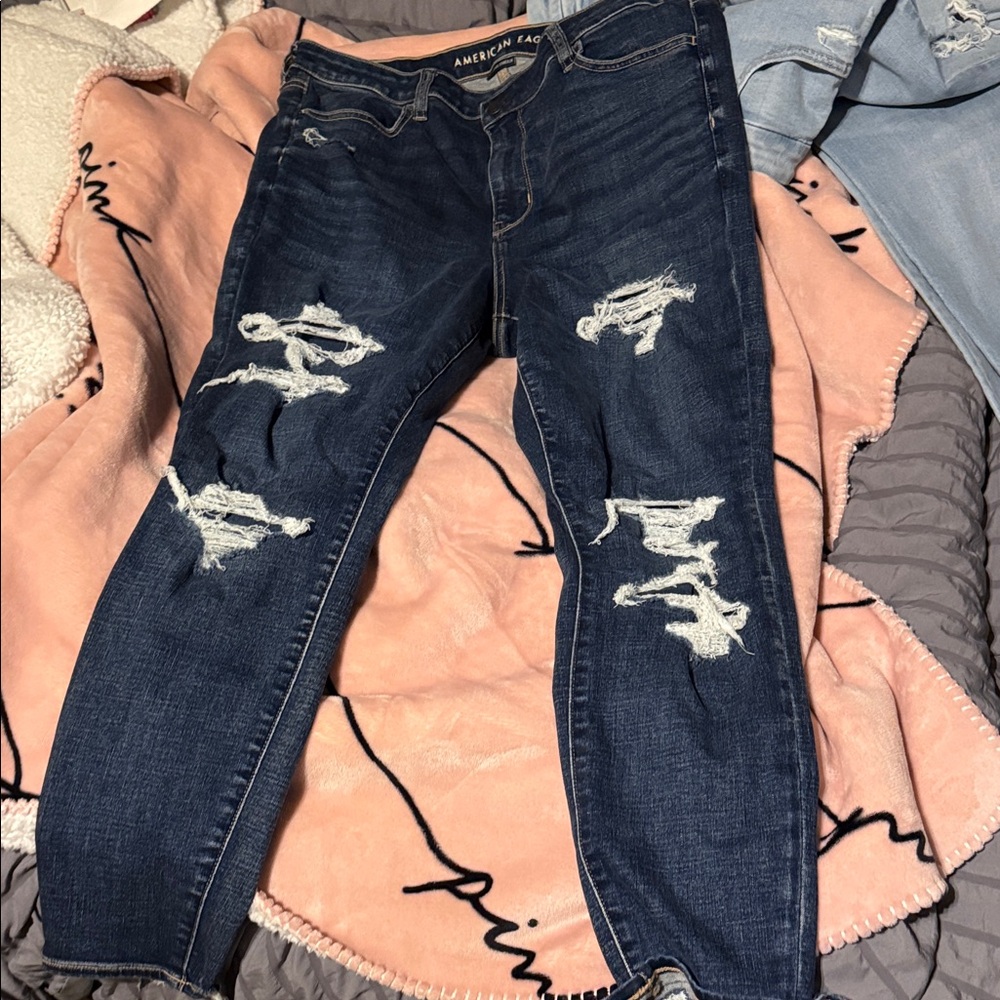 American Eagle Outfitters Women's Dark Blue Distressed Skinny Jeans